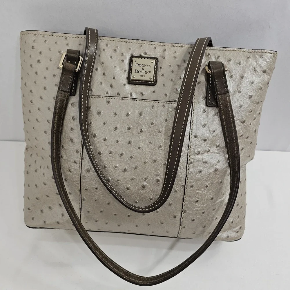 VTG AMAZING COND Dooney Bourke Ostrich Embossed Leather Tote Purse‎ EUC
